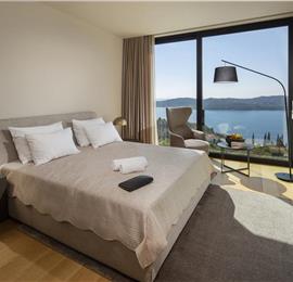 Luxury 5-Bedroom Sea-View Villa with Heated Infinity Pool in Orasac near Dubrovnik – Sleeps 10